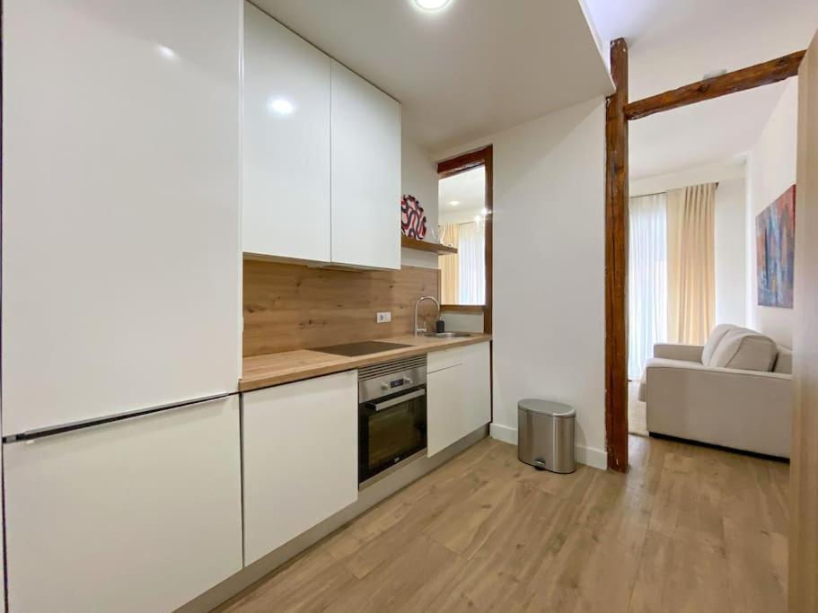 New Lavapies Spacious Flat, 2 Bedrooms And 2 Balconies Мадрид Экстерьер фото